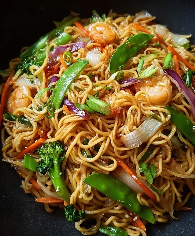 Easy 15-Minute Lo Mein