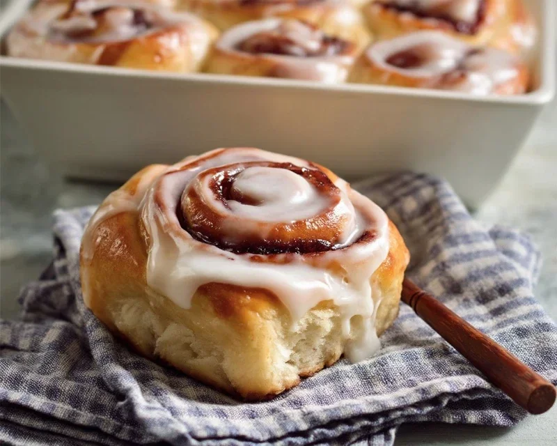 BEST Homemade Cinnamon Rolls